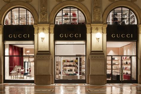 Gucci italy. Gucci represents the pinnacle of Italian artisanal excellence and its designs are unsurpassed for their quality and attention to detail. Following the House’s centenary, … 