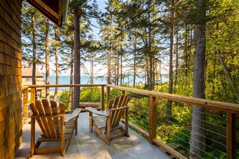 Guemes island resort. Guemes Island Resort. If you’re planning to spend the weekend away, Guemes Island Resort is the natural choice. Started in 1947 as a humble fishing resort with one rental cabin, “Charlie’s … 