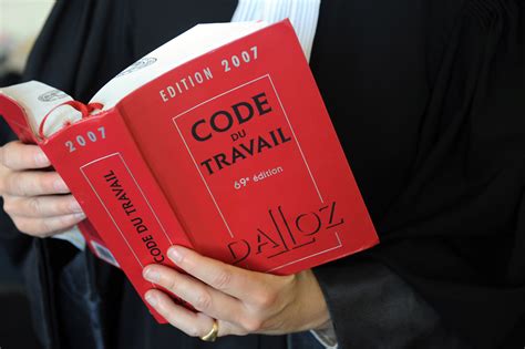 Guide du code du travail & code du travail (togo). - Shop manual hitachi ex 200 5.