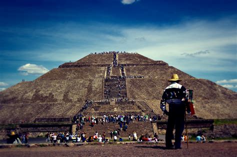 Guide to visit the archaeological city of teotihuacan. - Fundamentals applied electromagnetics 5th edition solutions manual.