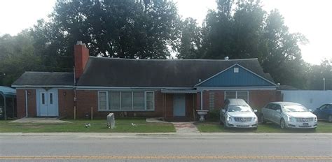 Guinyard & Sons Funeral Home is located at 756 Allen St in Barnwell, South Carolina 29812. Guinyard & Sons Funeral Home can be contacted via phone at (803) 259-3643 for pricing, hours and directions.. 