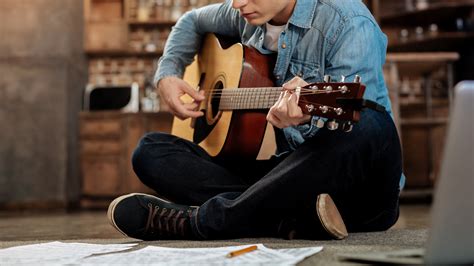 Guitar practice. Today we check out the 5 steps to creating your ultimate practice routine! Get my current personal routine and individual practice plan advice here: http://w... 