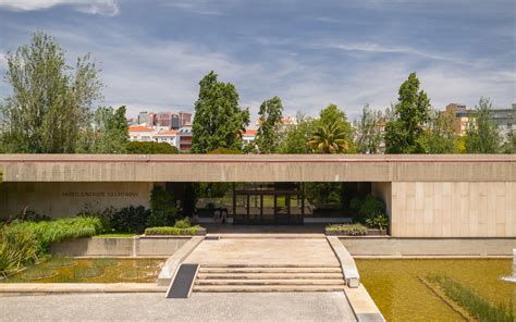 Gulbenkian lisbon museum. The cafeterias and the shops at the Museums open from Wednesday to Monday, 10 a.m. to 6 p.m. Close on Tuesday. The cafeteria in the Park is open daily from 10 a.m. to 7 p.m. (winter time)and to 8 p.m. (summer time). The Calouste Gulbenkian Foundation has three cafeterias, two stores and a library with owned publications. Schedules of stores and ... 