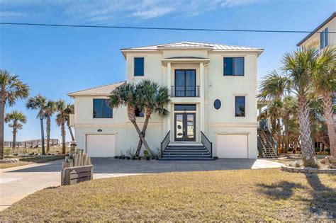 Gulf breeze homes for sale. Zillow has 142 homes for sale in 32561. View listing photos, review sales history, and use our detailed real estate filters to find the perfect place. ... Gulf Breeze ... 