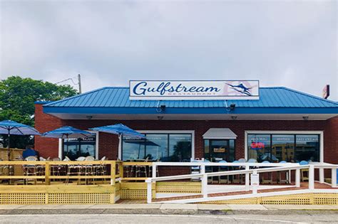 1536 S. Waccamaw Dr., Garden City, SC, 29576 • (843) 651-8808. www.GulfstreamCafe.com. Located in Garden City, the Gulfstream Café boasts a beautiful view of Murrells Inlet and the Atlantic Ocean that keeps visitors coming back time after time. Of course, the main reason patrons return to the Gulfstream Café is for top-notch, fresh seafood.. 