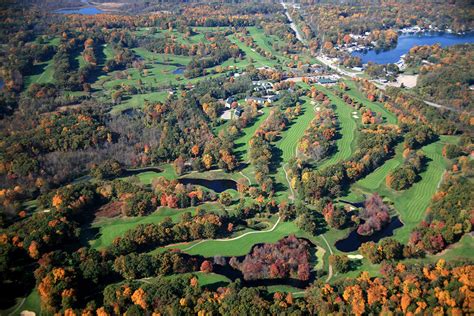 Gull lake view. Gull Lake View Golf Resort. Play 18-holes a day for six days, without ever playing the same hole twice. Including Stoatin Brae, ranked top 5 in Michigan! It’s no secret, Gull Lake View is the Midwest’s premier, stay and play golf destination. 