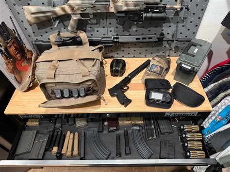 Gun closet.  In unfired condition. Jan 18, 2011 · The Best Gun Forum ...