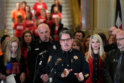 Gun measures advance through Colorado legislature