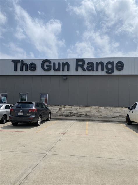 Gun range killeen tx. KILLEEN, Texas (KWTX) - Killeen Police officers on Tuesday swarmed the Killeen Mall to respond to an active shooter situation that left one person wounded, led to an evacuation, and later a ... 