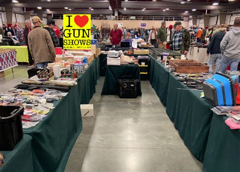 Gun shows in Memphis also provide the opportunity to meet other gun
