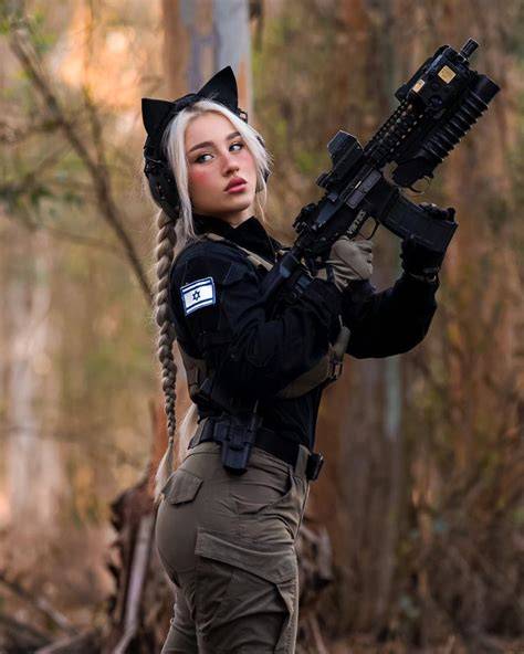 Gun waifu nudes | Gun Waifu (@nataliafadeev) | AllMyLinks