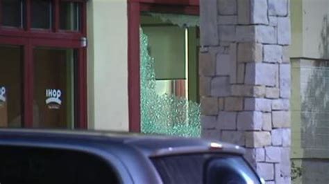 Gunfire shatters business window in Walnut Creek shopping center