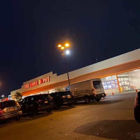 The Home Depot. 75-09 Woodhaven Blvd., Queens, NY 11385 40.7091-73.8577 nr. Metropolitan Ave. See Map | Subway Directions 718-830-3323 .... 