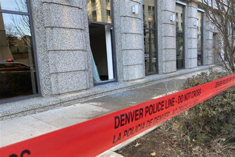 Gunman breaks into Colorado Supreme Court building, holds guard at gunpoint