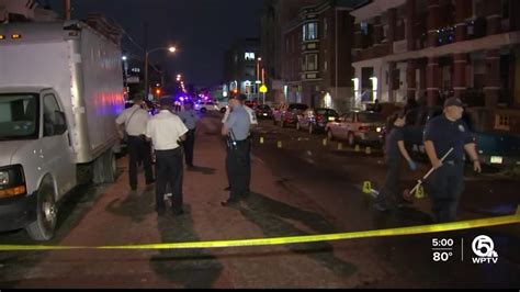 Gunman opens fire at random on Philadelphia streets, killing 4 before he is arrested, police say
