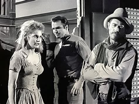 'Gunsmoke' aired on CBS from 1955 to 1975. Some fans might not realize it, but Gunsmoke actually began as a radio series in 1951.In that version, actor William Conrad played the lead role of .... 
