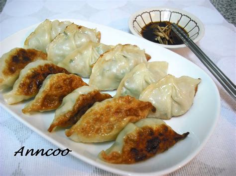 Guo Tie (Fried Dumpling) 锅贴 - Anncoo Journal