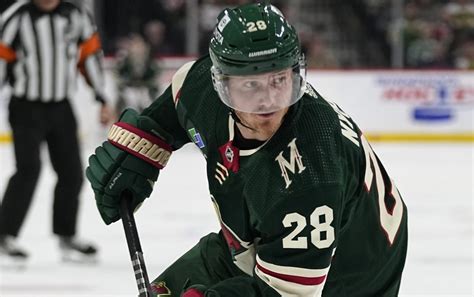 Gus Nyquist makes highly anticipated Wild debut after lengthy layoff