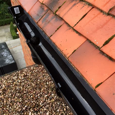 Gutter Cleaning Amersham - The Local Gutter Cleaning Experts