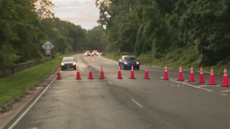 News4's Adam Tuss reports. A major construction project on the northern section of the George Washington Parkway will shift the flow of traffic soon and create a reversible lane. The traffic .... 
