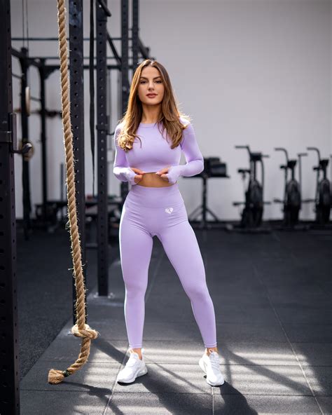 Gym attire. Workout Sets for Women 2 Piece High Waisted Seamless Leggings with Padded Stretchy Sports Bra Sets Gym Clothes. 1,267. 200+ bought in past month. Limited time deal. $2099. List: $49.99. FREE delivery Mon, Mar 18 on $35 of items shipped by Amazon. Or fastest delivery Fri, Mar 15. +5 colors/patterns. 