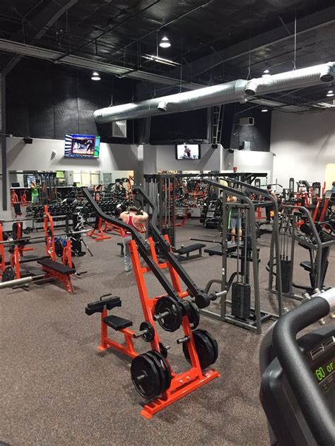 Gyms in knoxville tn. Start your gym membership today at Gold’s Gym Walker Springs located in Knoxville TN. We have the best fitness equipment, group exercise classes, & personal ... 