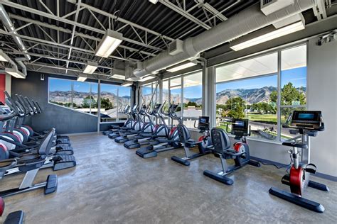 Gyms in logan utah. I second what the first commenter said about all three of those places. You also might look into the Logan Rec Center. I've done classes there and at the Sports Academy. The Logan Rec Center definitely isn't the fanciest facility, but it's decent-sized and not overly expensive. 