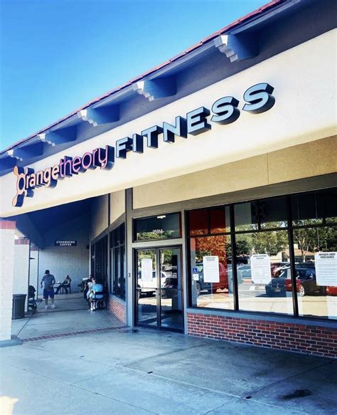 Gyms in santa clarita. Information about Henry Mayo Fitness and Health. Do you want to request a change? Town Center Dr 24525. 91355, Santa Clarita. +1 661-200-2348. 