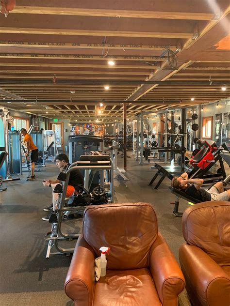 Gyms in south lake tahoe. High Altitude Fitness has been serving the greater Lake Tahoe community for over 15 years. We take pride in helping our members live life to the fullest. ... See you in the gym! INCLINE VILLAGE LOCATION. AMENITIES. 13,000 Sq. ft. Facility. 800 Sq. ft. Group Fitness Studio. 500 sq. ft. Spin / TRX Studio . Dedicated Yoga Studio. … 