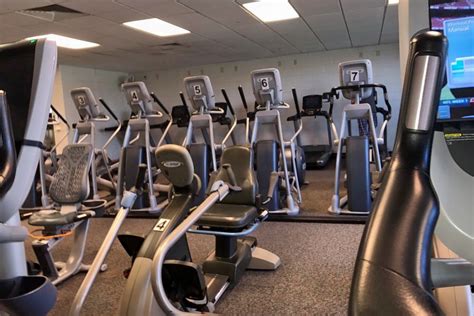 Gyms in st louis. Top 10 Best High End Gyms in Saint Louis, MO - February 2024 - Yelp - Life Time, Genesis Health Clubs - Ballpark Village, TruFusion St. Louis, Richmond Heights Community Center, Shred415 Brentwood, Fit City Gym, Move by BJC, Santé Fitness & Wellness, Dragonfly Fitness & Training 