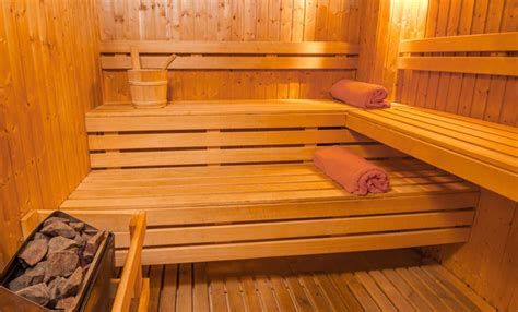 Gyms near me with sauna. Outdoor saunas are becoming increasingly popular as a way to relax, detoxify, and improve overall health. With so many options on the market, it can be difficult to know which one ... 