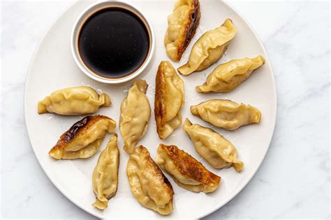 Gyoza Recipe (Japanese Pork and Shrimp Pot Stickers) - Under …