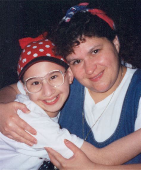 Gypsy rose blanchard ryan scott. Jan 5, 2024 · About a month later, Anderson and Blanchard were married in a small prison ceremony on July 21, 2022. There were no guests, however, and since Blanchard was released from prison on parole on Dec ... 
