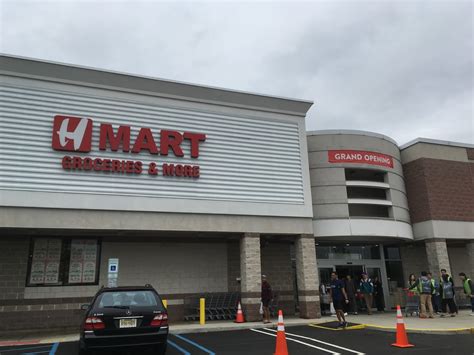Asian grocery chain H Mart is coming to Dallas. Naheed Rajwani-D