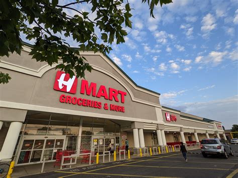 H mart near here. Find an H&M store near you. Choose from the drop down list below to see all of the stores in your area. Albany Crossgates Center 1 Crossgates Mall Rd., 12203 Albany Albany , USA Mon - Thu 10:00 AM - 08:00 PM Fri - Sat 10:00 AM - 09:00 PM ... 