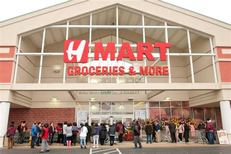 By: Jarah WrightPosted at 4:51 PM, Apr 26, 2023 and last updated 4:51 PM, Apr 26, 2023. LAS VEGAS (KTNV) — H Mart is releasing more information about their first location in Nevada and it's right here in Las Vegas. The company was established in 1982 in Woodside, New York and is now the largest Korean-American grocery chain in the United States.. 