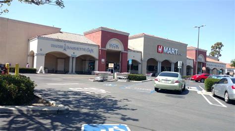 H mart san diego mira mesa boulevard san diego ca. 9440 Mira Mesa Blvd. San Diego, CA 92126. Black Mountain Rd & Westview Pky. Mira Mesa, Torrey Hills. Get directions. Mon. 8:00 AM - 8:00 PM. Tue. 8:00 AM - 8:00 PM. Open now: Wed. ... I stopped Paris Baguette Cafe located in the H-Mart Super Market. The bakery is nice and they have a lot of nice things to offer, but the only off putting things ... 