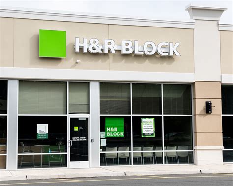H-r block. During the Income Tax Course, should H&R Block learn of any student’s employment or intended employment with a competing professional tax preparation company, H&R Block reserves the right to immediately cancel the student’s enrollment. The student will be required to return all course materials. CTEC# 1040-QE-2773 ©2023 HRB Tax Group, Inc. 
