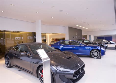 H.R. Owen Maserati St Albans Car Dealer Reviews