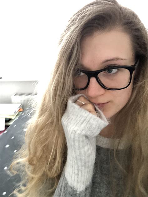 H3110K1Tt3N Leaked XXX 😈 72 Photos