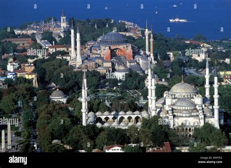 Hagia Sophia And Blue Mosque Skyline Istanbul - balustradellc