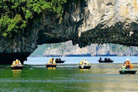 halong bay - raincitystudios.com