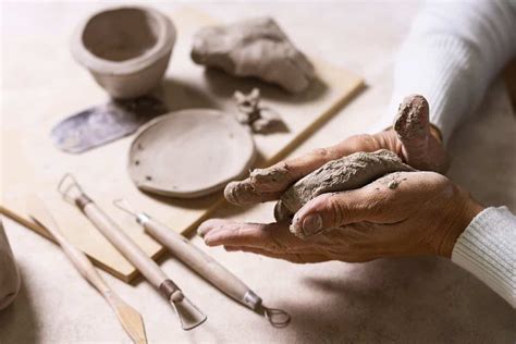 Hand Building Clay & Coil Pottery Techniques - 20 Must … - muktibox.com