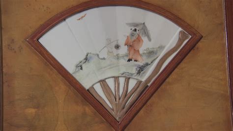 Hand painted asian porcelain fan plaque - balustradellc