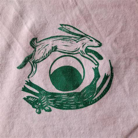 Hand-Printed T-Shirts: Upcycling with Linocut Stamps - raincitystudios.com