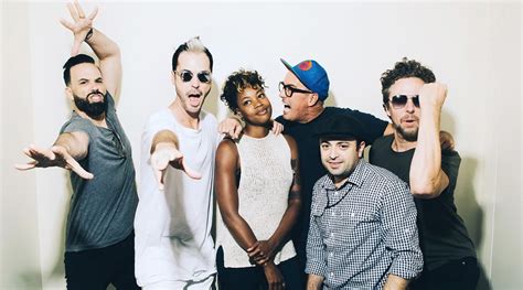 HANDCLAP (TRADUÇÃO) - Fitz & The Tantrums - Letras.mus.br