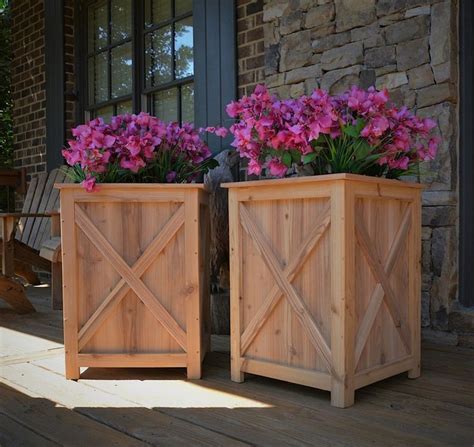 Handcrafted Cedar Planter Box – Modern Farmhouse Style - balustradellc