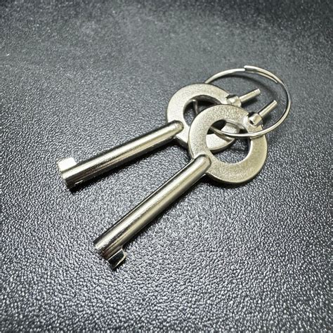 HANDCUFF KEYS - Sparrows Lock Picks - balustradellc