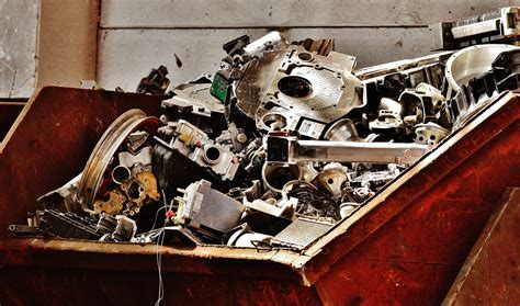 Handmade Scrap Metal Sculptures | One-of-a-Kind … - raincitystudios.com