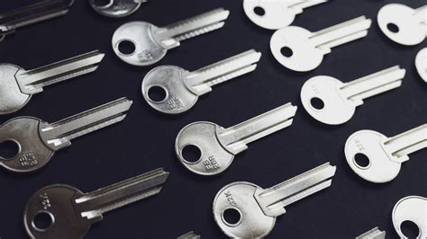 Harga Duplikat Kunci Rumah Terbaru 2024 - balustradellc